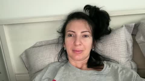 Snapshot of karinablair chatting on February 1, 2025, 12:16 pm Karina online show from February 1, 2025, 12:16 pm