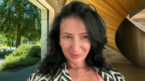 Snapshot of karinablair chatting on February 21, 2025, 8:51 am Karina online show from February 21, 2025, 8:51 am