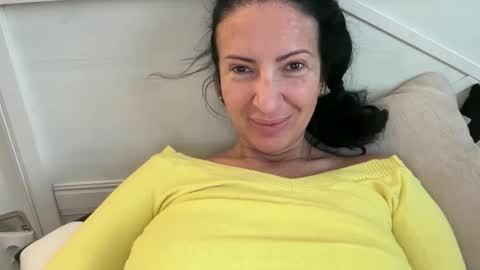 Snapshot of karinablair chatting on January 14, 2026, 1:28 pm Karina online show from January 14, 2026, 1:28 pm