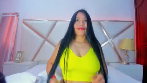 Karina Gomez online show from September 17, 2025, 2:19 pm