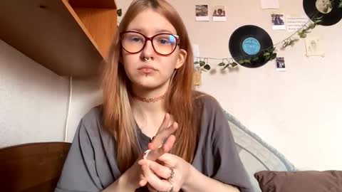 Karina online show from March 21, 2026, 8:19 am