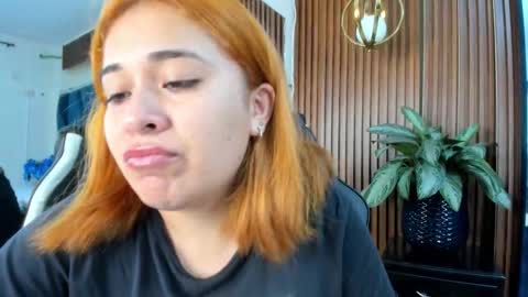 karinasanchezz online show from October 13, 2025, 12:32 am