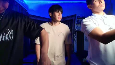 call me kai 3 online show from November 30, 2025, 2:04 am