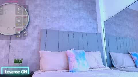 Karla online show from November 15, 2025, 7:43 pm