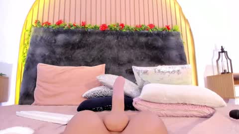 Karla Gonzaless online show from February 23, 2025, 5:18 pm