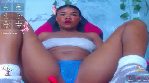 karla latina 28 online show from November 2, 2025, 9:06 pm