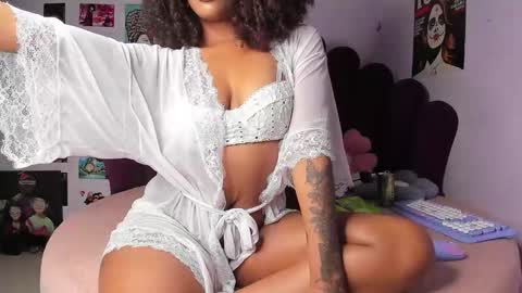 Snapshot of karla_ricochett chatting on February 11, 2026, 12:15 am karen online show from February 11, 2026, 12:15 am