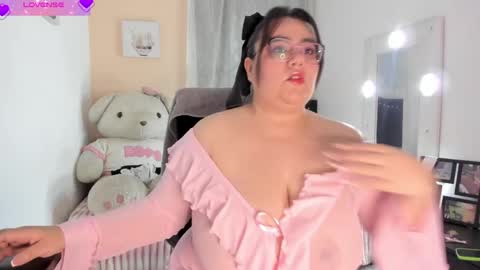Snapshot of karlaalane chatting on May 17, 2026, 2:31 am Karla Lane online show from May 17, 2026, 2:31 am