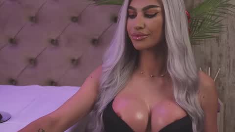 KarlaBart online show from September 21, 2025, 7:26 pm