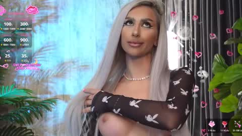 KarlaBart online show from November 25, 2025, 8:09 pm