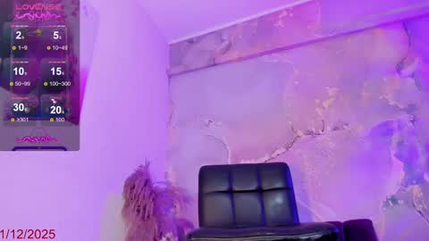 KARLA online show from December 21, 2025, 1:51 pm