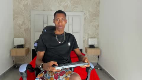 karllhil online show from September 20, 2025, 11:22 am