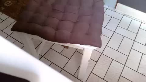 Snapshot of karlodi chatting on October 9, 2025, 8:01 am Kev online show from October 9, 2025, 8:01 am