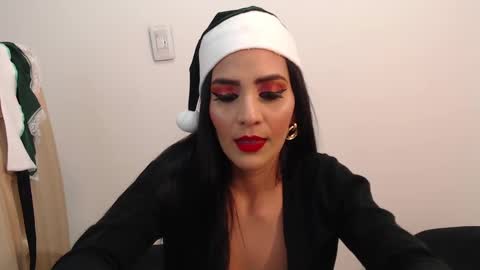 Snapshot of karlota_hank chatting on December 25, 2024, 5:58 am Karlis online show from December 25, 2024, 5:58 am