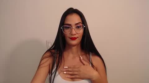 Snapshot of karlota_hank chatting on January 10, 2025, 2:25 am Karlis online show from January 10, 2025, 2:25 am