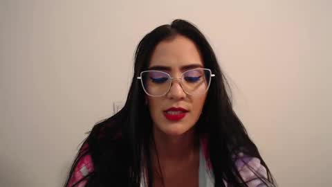 Snapshot of karlota_hank chatting on January 18, 2025, 8:20 am Karlis online show from January 18, 2025, 8:20 am