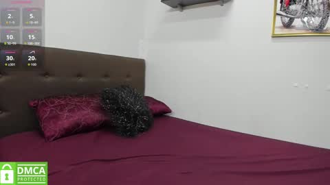 karly_moon_ online show from September 15, 2025, 12:16 pm