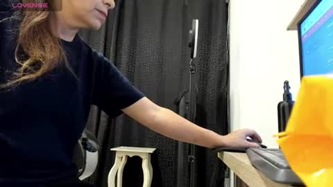 KARLYE online show from July 14, 2026, 5:01 am