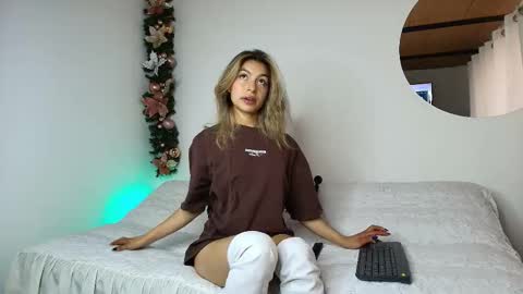 karol_goode online show from December 4, 2025, 8:17 pm