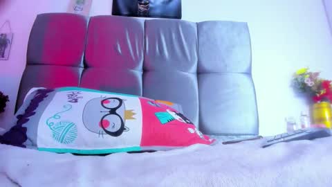 Snapshot of karol_wish chatting on March 12, 2026, 10:43 am karol_wish online show from March 12, 2026, 10:43 am