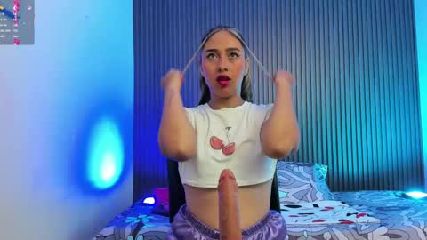 Snapshot of karola_cute_ chatting on May 22, 2026, 10:32 am katalina online show from May 22, 2026, 10:32 am