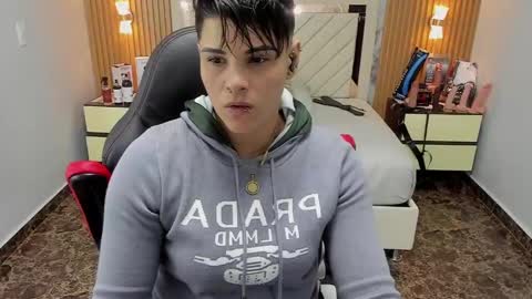 Snapshot of karolandluna chatting on September 29, 2025, 2:49 am Karol and Luna online show from September 29, 2025, 2:49 am