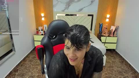 Snapshot of karolandluna chatting on October 18, 2025, 7:47 pm Karol and Luna online show from October 18, 2025, 7:47 pm