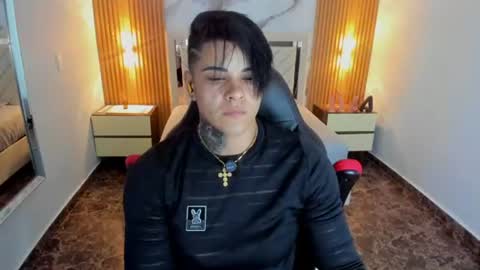 Snapshot of karolandluna chatting on June 18, 2026, 7:18 pm Karol and Luna online show from June 18, 2026, 7:18 pm