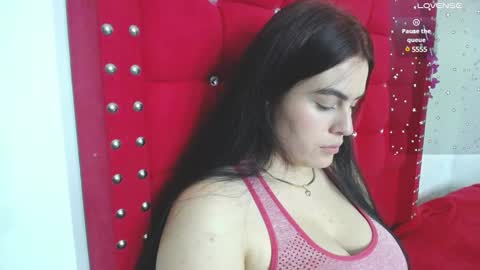 Snapshot of karolay_su chatting on January 14, 2025, 11:48 pm ARIANNA online show from January 14, 2025, 11:48 pm