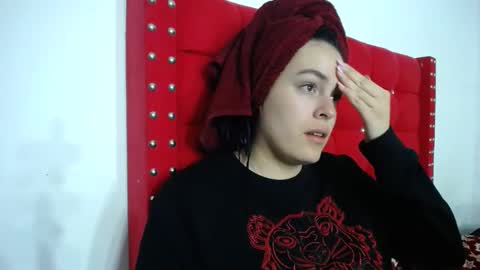 Snapshot of karolay_su chatting on March 10, 2025, 4:17 am ARIANNA online show from March 10, 2025, 4:17 am