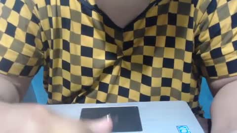 karolbb online show from January 4, 2025, 7:44 pm