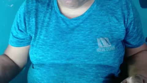 karolbb online show from November 1, 2025, 12:12 am