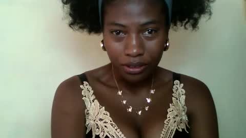 karoliee online show from April 21, 2026, 5:58 am