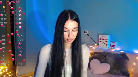 Snapshot of karolina_hottie_ chatting on September 9, 2025, 2:22 am Kira online show from September 9, 2025, 2:22 am