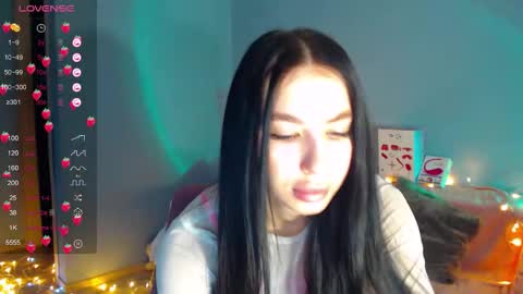 Snapshot of karolina_hottie_ chatting on September 16, 2025, 2:23 am Kira online show from September 16, 2025, 2:23 am