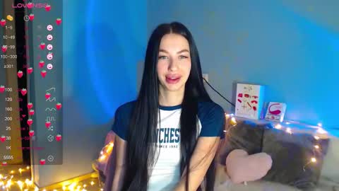 Snapshot of karolina_hottie_ chatting on September 18, 2025, 2:02 am Kira online show from September 18, 2025, 2:02 am