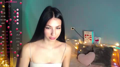Snapshot of karolina_hottie_ chatting on December 5, 2025, 1:58 am Kira online show from December 5, 2025, 1:58 am