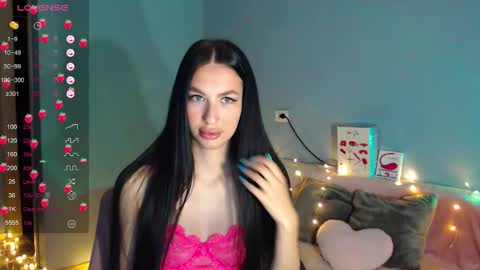 Snapshot of karolina_hottie_ chatting on February 5, 2026, 1:43 am Kira online show from February 5, 2026, 1:43 am
