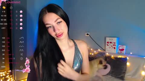 Snapshot of karolina_hottie_ chatting on March 23, 2026, 2:15 am Kira online show from March 23, 2026, 2:15 am