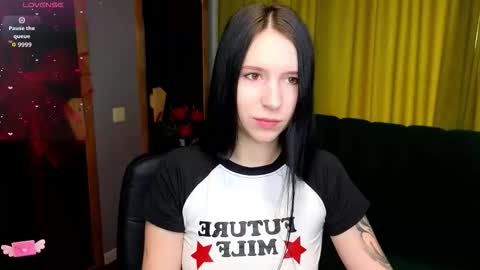 Karolina online show from March 1, 2026, 6:37 am