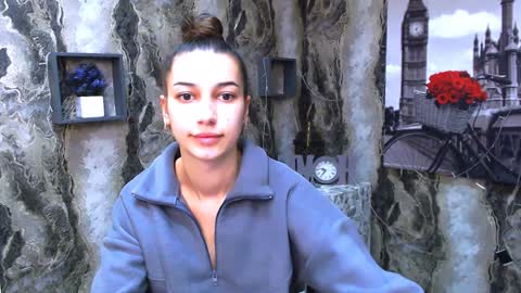 Karolina online show from December 12, 2024, 9:51 am