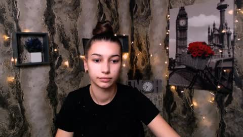 Karolina online show from December 22, 2024, 7:22 am