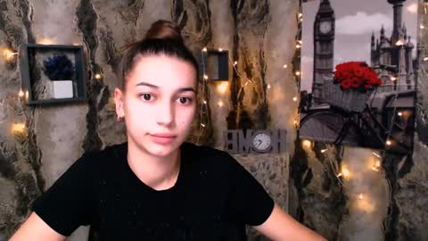 Karolina online show from December 22, 2024, 10:28 am