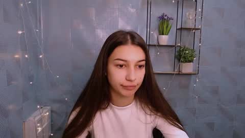 Karolina online show from December 23, 2024, 7:28 am
