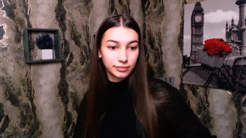 Karolina online show from December 24, 2024, 10:11 am