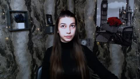 Karolina online show from December 29, 2024, 7:06 am