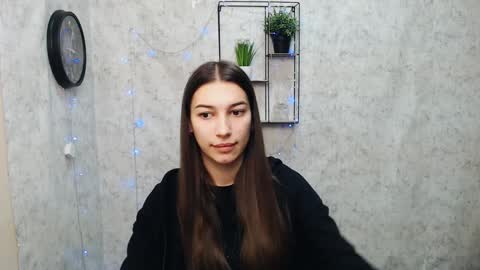 Karolina online show from January 7, 2025, 7:10 am