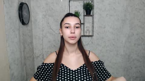 Karolina online show from January 14, 2025, 7:06 am