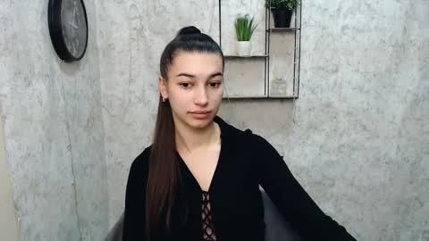 Karolina online show from February 9, 2025, 6:54 am