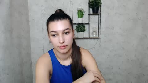 Karolina online show from March 7, 2025, 10:02 am